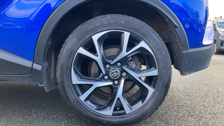 Toyota C-HR 1.8 Hybrid Design 5dr CVT Hybrid Hatchback